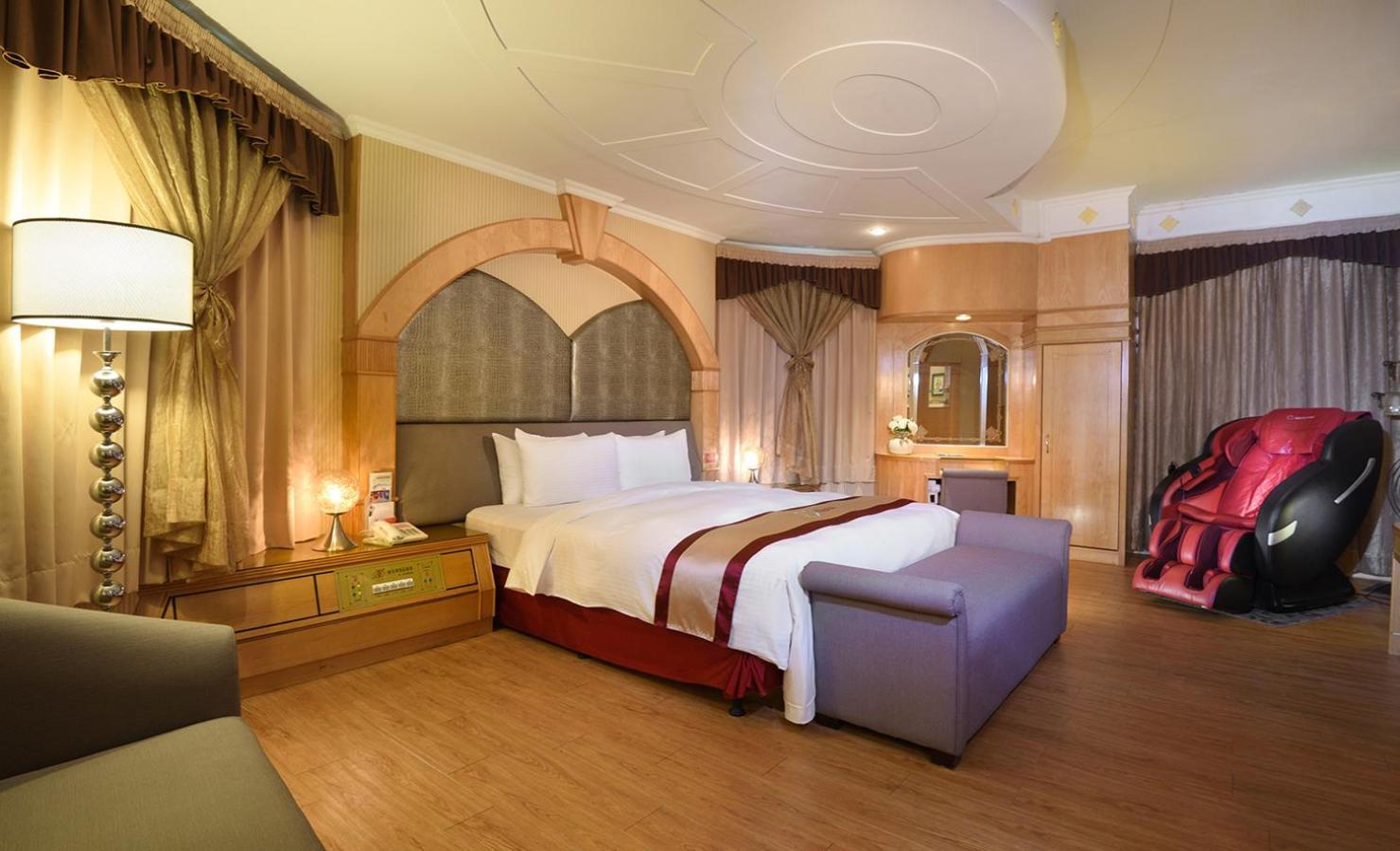 Natoli Motel Tainan Zewnętrze zdjęcie